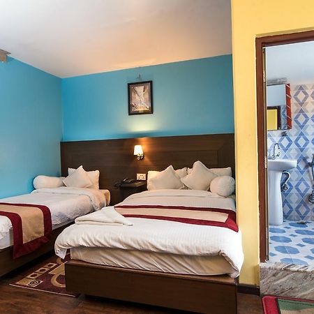 Hotel Rosemary Homes Pokhara Exterior foto