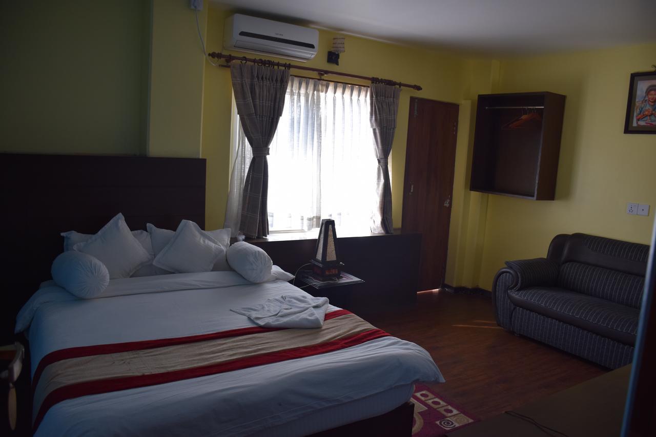 Hotel Rosemary Homes Pokhara Exterior foto